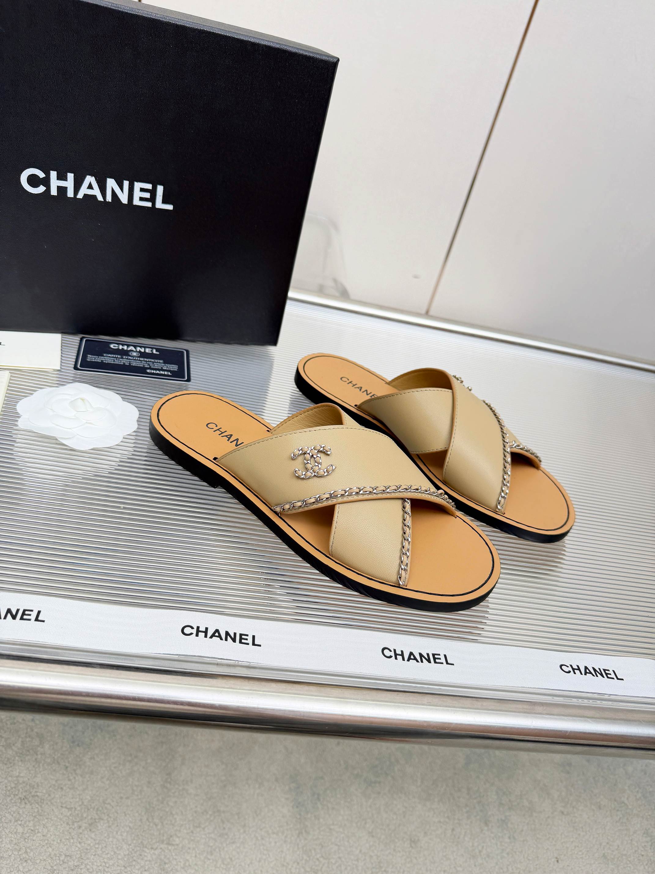 Women's high heels